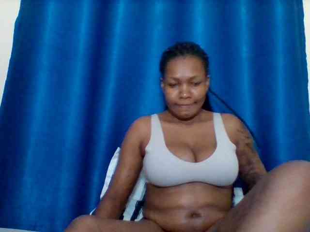 Sexyapple2002 webcam