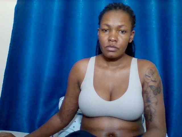 Sexyapple2002 webcam