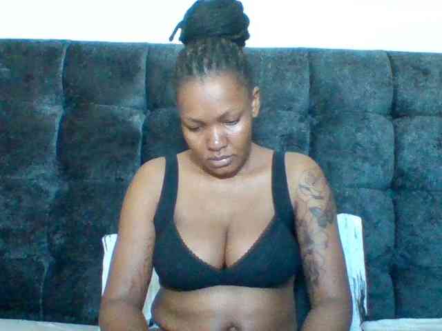 Sexyapple2002 webcam