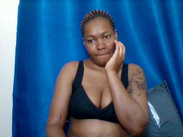 Sexyapple2002 webcam