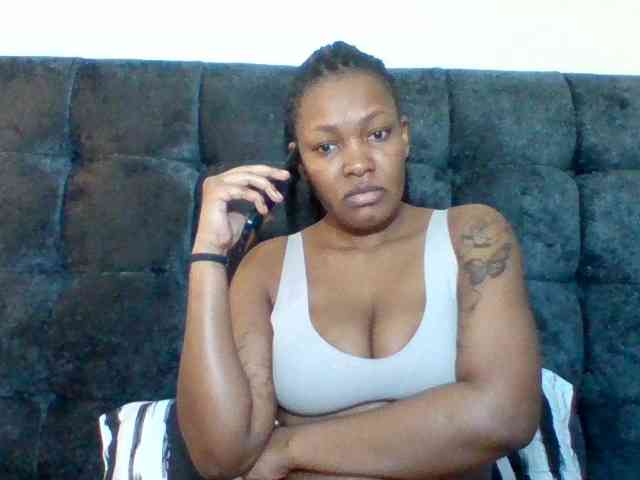 Sexyapple2002 webcam