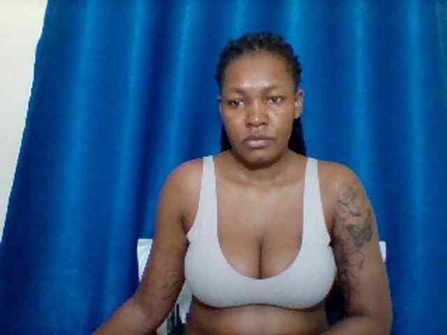 Sexyapple2002 webcam