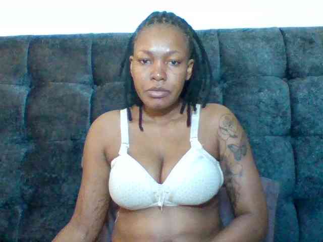 Sexyapple2002 webcam