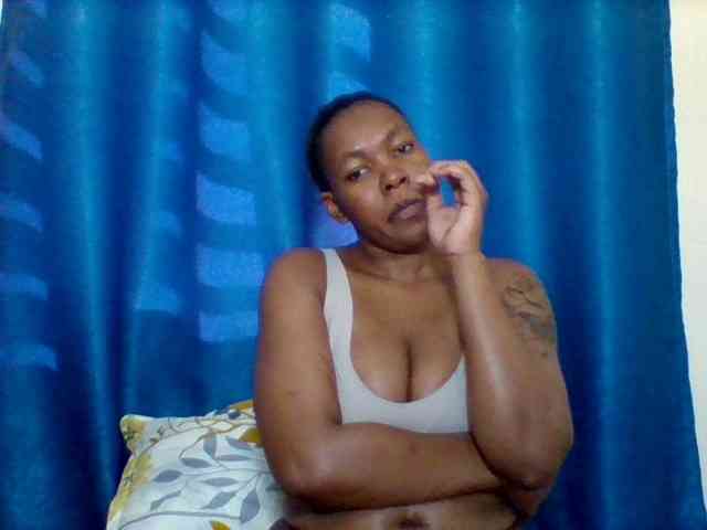 Sexyapple2002 webcam