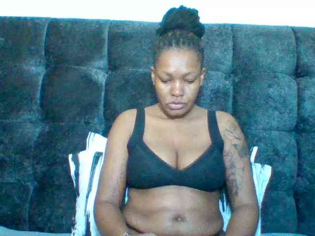 Sexyapple2002 webcam