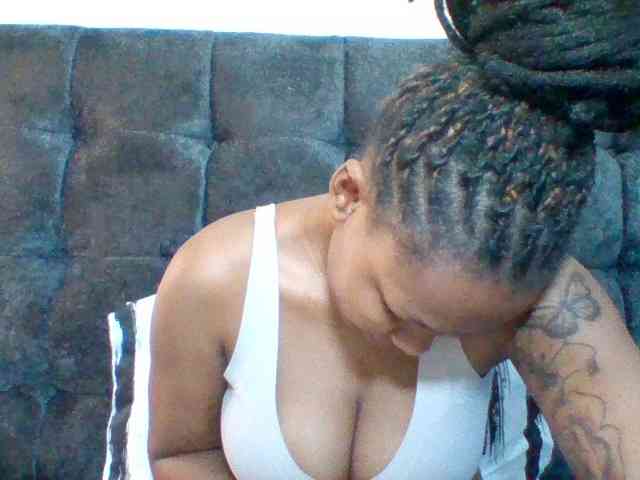 Sexyapple2002 webcam