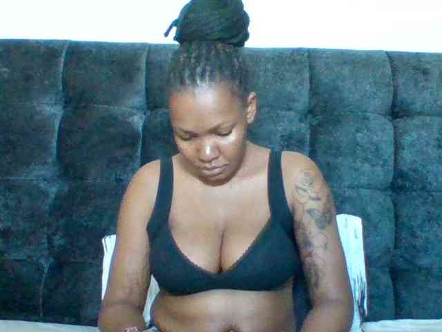 Sexyapple2002 webcam