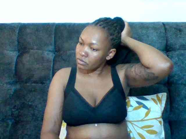 Sexyapple2002 webcam