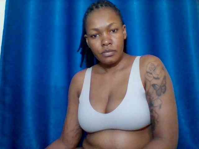 Sexyapple2002 webcam