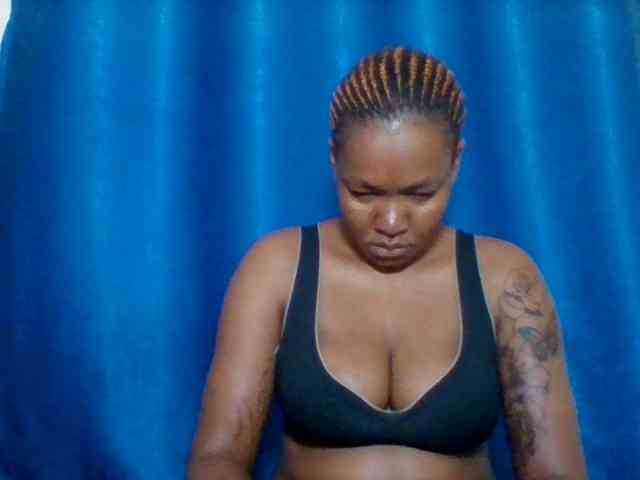 Sexyapple2002 webcam