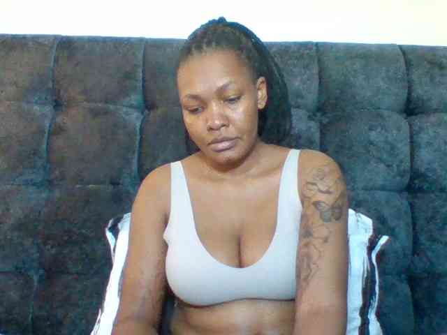 Sexyapple2002 webcam