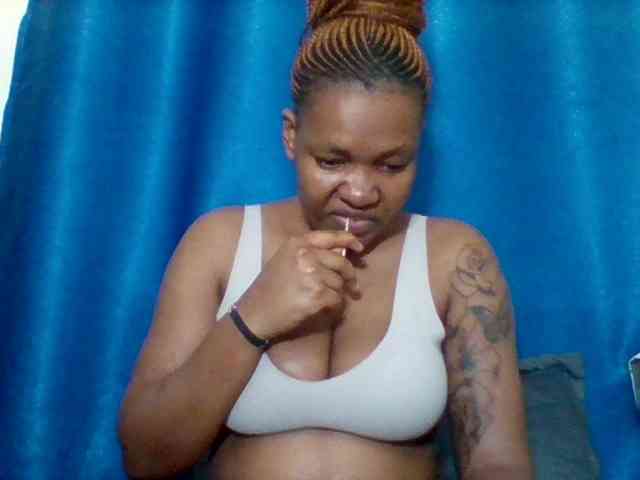 Sexyapple2002 webcam