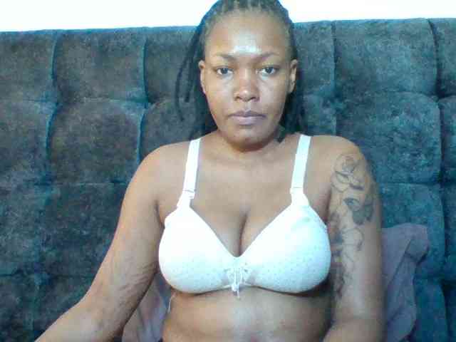 Sexyapple2002 webcam