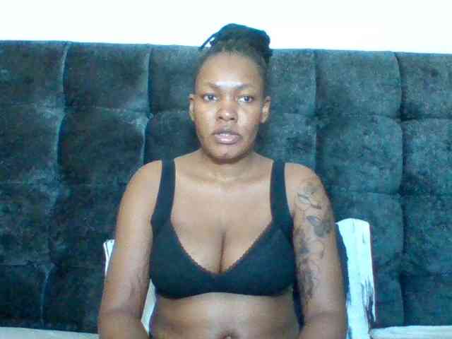Sexyapple2002 webcam