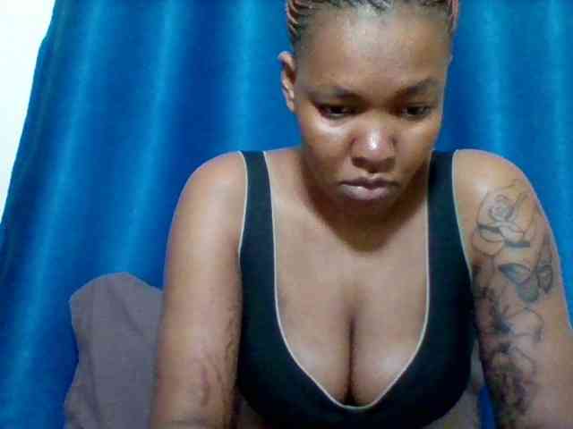 Sexyapple2002 webcam