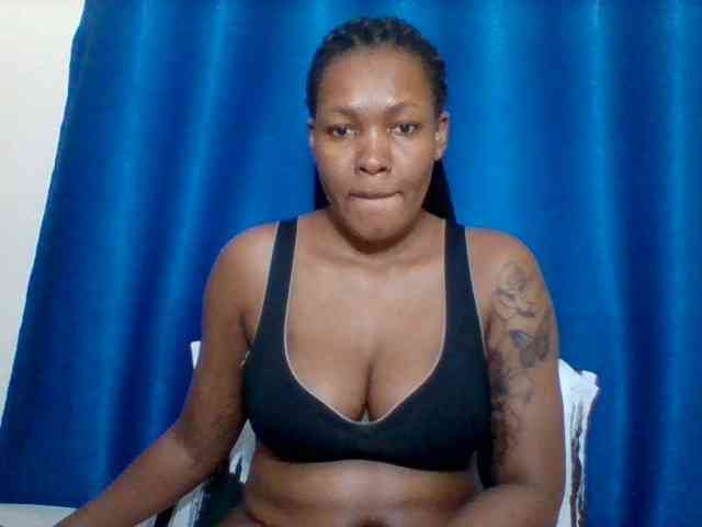 Sexyapple2002 webcam