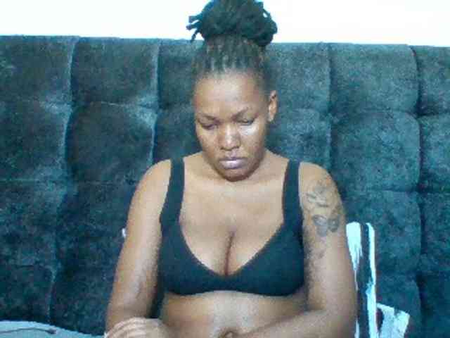 Sexyapple2002 webcam