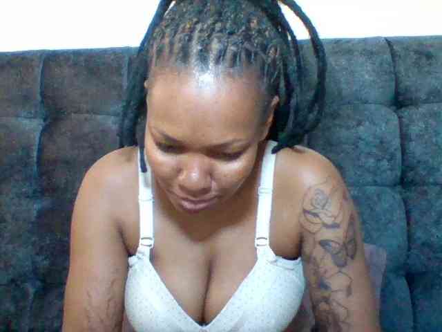 Sexyapple2002 webcam