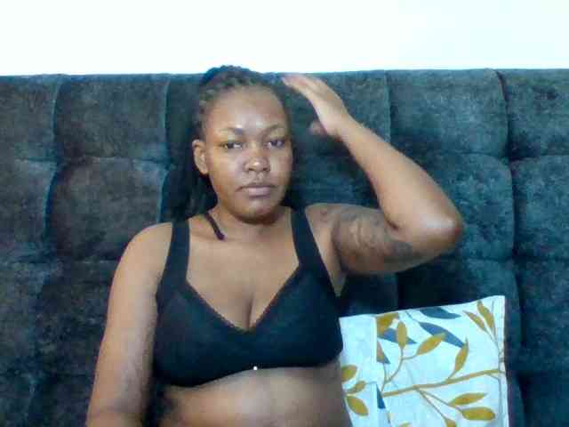 Sexyapple2002 webcam