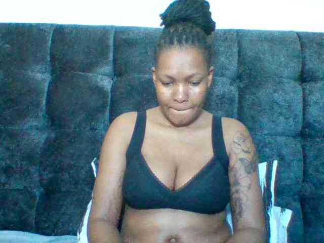 Sexyapple2002 webcam