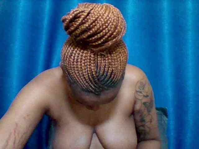 Sexyapple2002 webcam