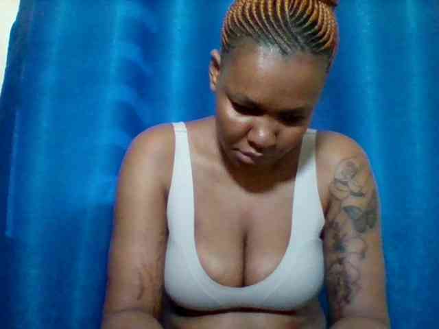 Sexyapple2002 webcam