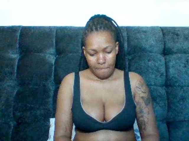 Sexyapple2002 webcam