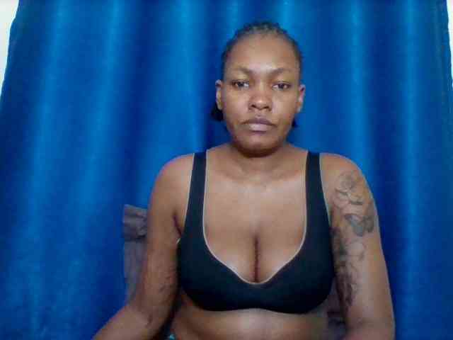 Sexyapple2002 webcam