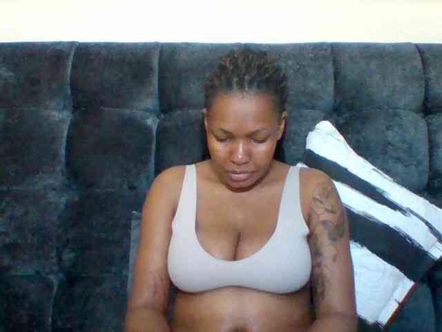 Sexyapple2002 webcam