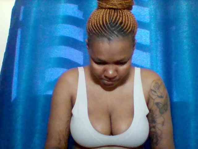 Sexyapple2002 webcam