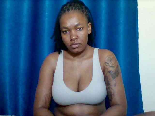 Sexyapple2002 webcam