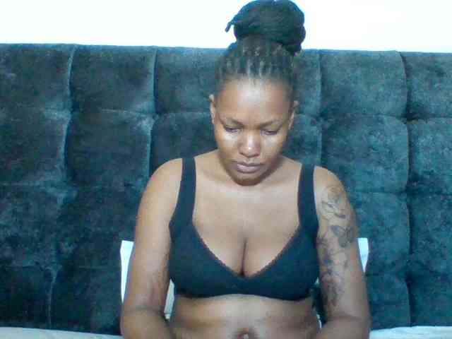 Sexyapple2002 webcam