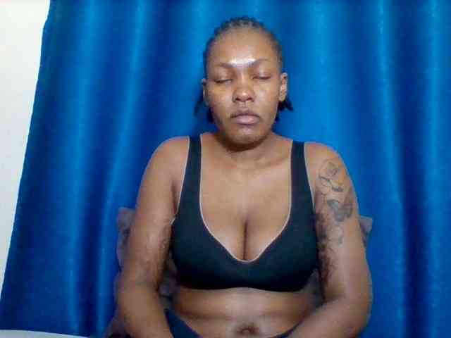 Sexyapple2002 webcam