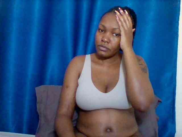 Sexyapple2002 webcam