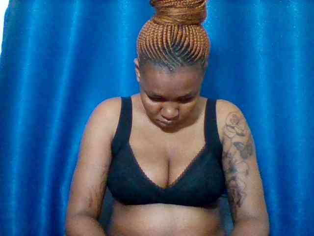 Sexyapple2002 webcam