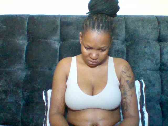 Sexyapple2002 webcam
