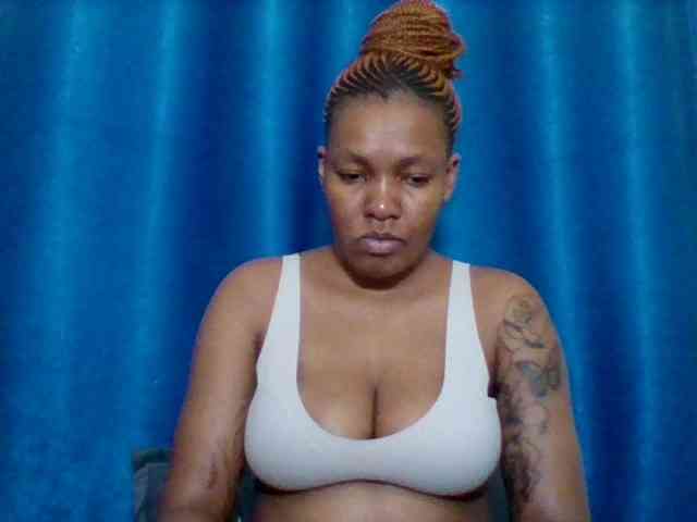 Sexyapple2002 webcam