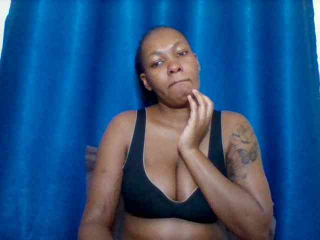 Sexyapple2002 webcam
