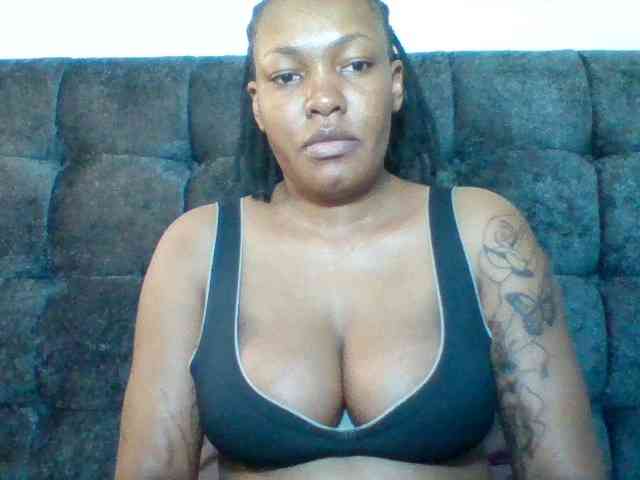 Sexyapple2002 webcam