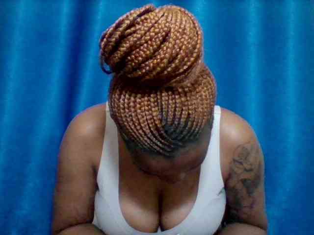 Sexyapple2002 webcam