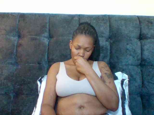 Sexyapple2002 webcam