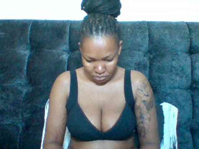 Sexyapple2002 webcam