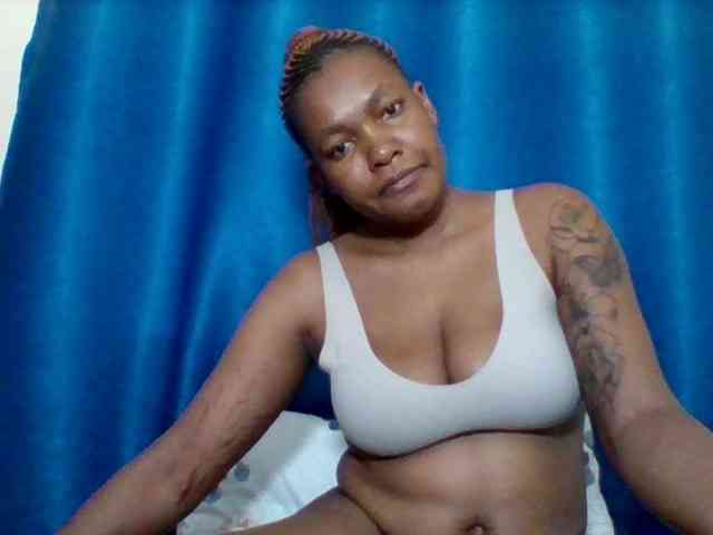 Sexyapple2002 webcam