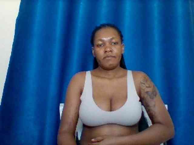 Sexyapple2002 webcam