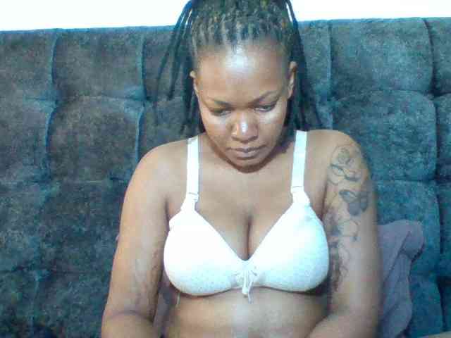 Sexyapple2002 webcam