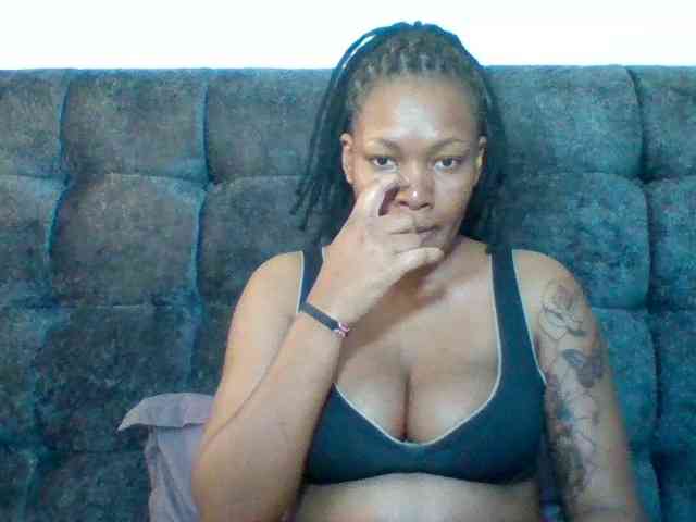 Sexyapple2002 webcam
