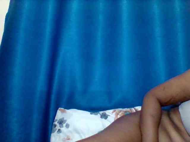 Sexyapple2002 webcam