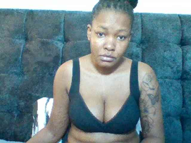Sexyapple2002 webcam