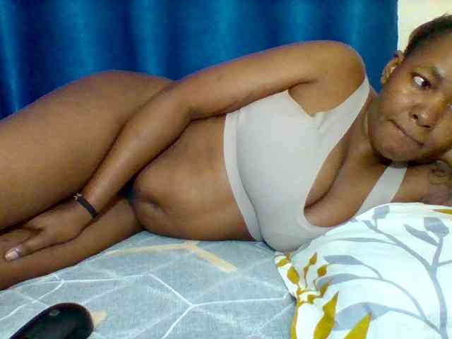 Sexyapple2002 webcam