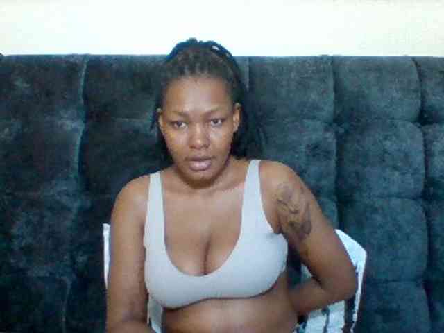 Sexyapple2002 webcam